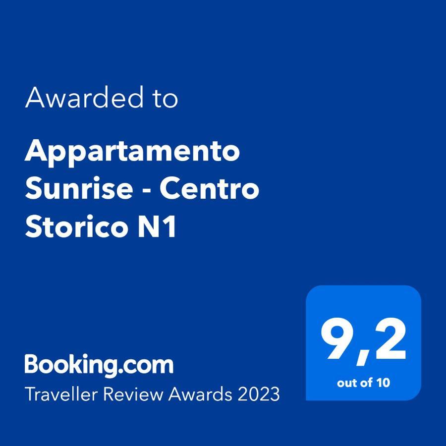 Appartamento Sunrise - Centro Storico N1 Riva del Garda Bagian luar foto